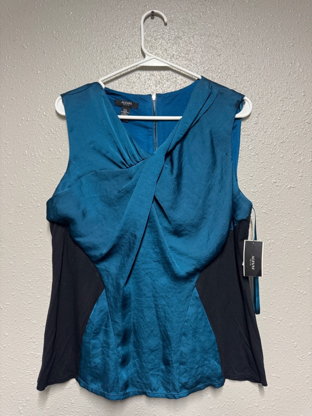 Alfani Teal and Black Sleeveless Twist-Front Dress
